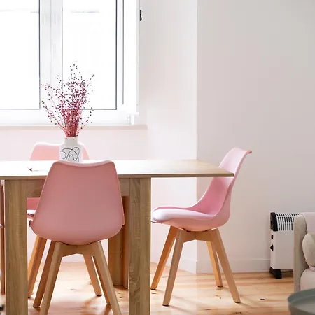 Apartment Cozy Bohemian Flat- Berry Lisbon