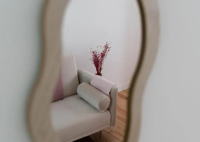 Cozy Bohemian Flat- Berry شقة Lisboa