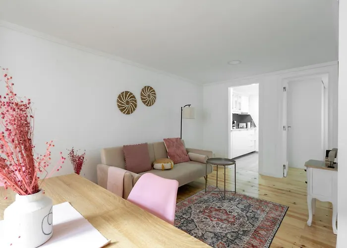 Cozy Bohemian Flat- Berry شقة Lisboa