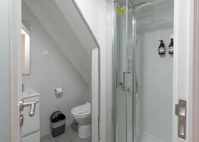 Cozy Bohemian Flat- Berry شقة *