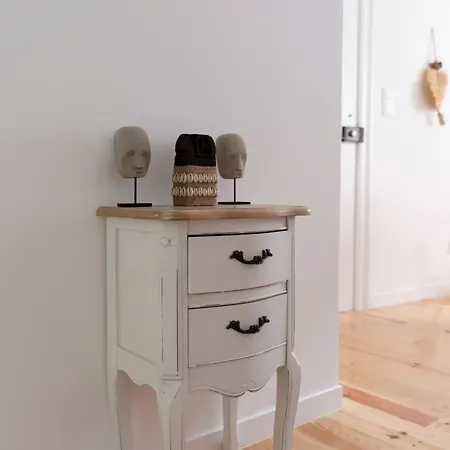 Cozy Bohemian Flat- Berry *