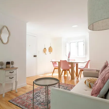 Cozy Bohemian Flat- Berry Апартаменти